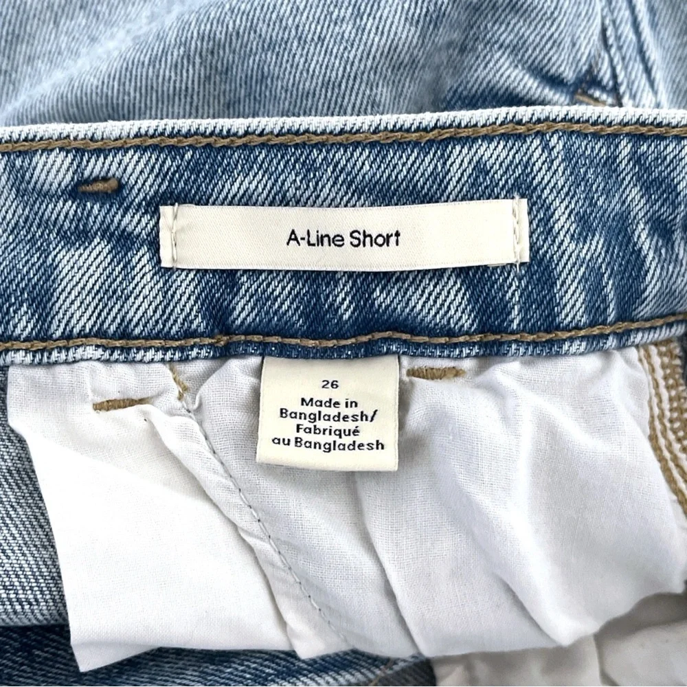 Calvin Klein A-Line Denim Shorts Size 26 High Rise with Stretch